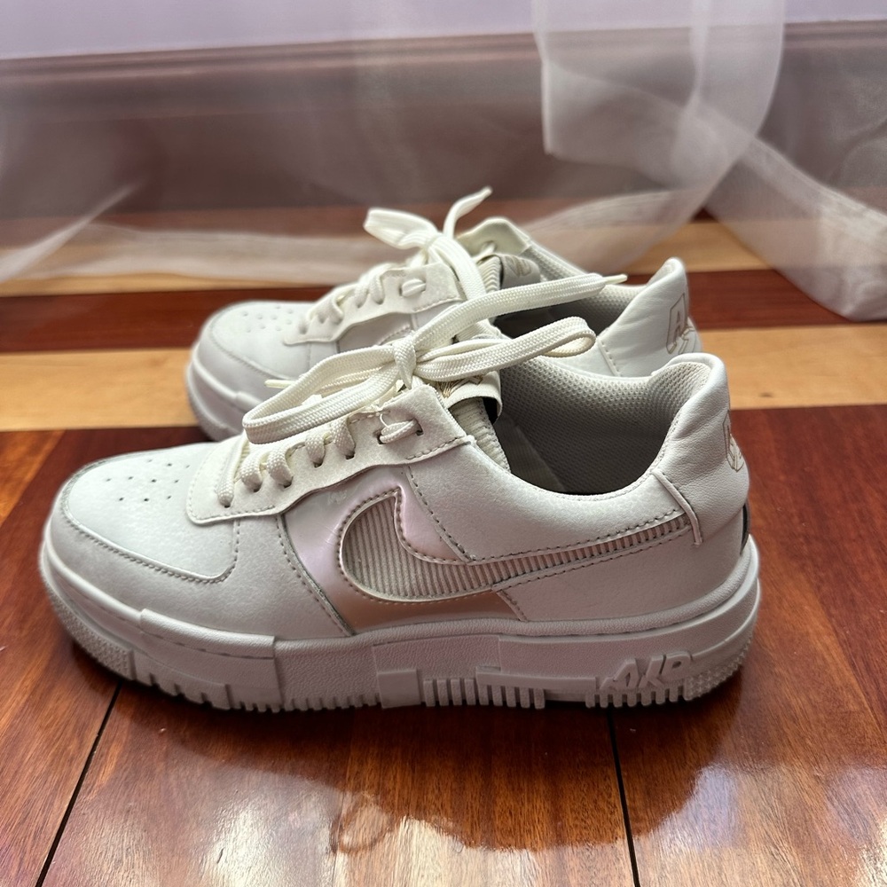 Air Force 1 Pixel